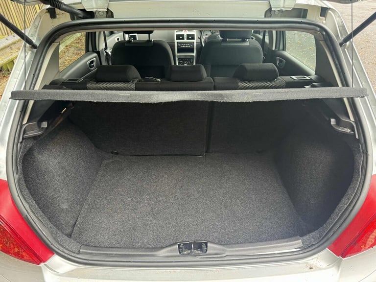 2007 Peugeot 307 1.6 S 5dr HATCHBACK PETROL Manual