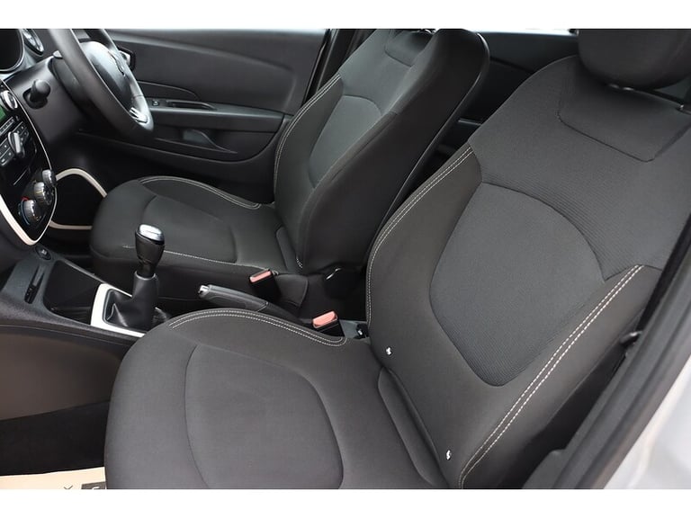 2018 Renault Captur TCe ENERGY Play SUV Petrol Manual