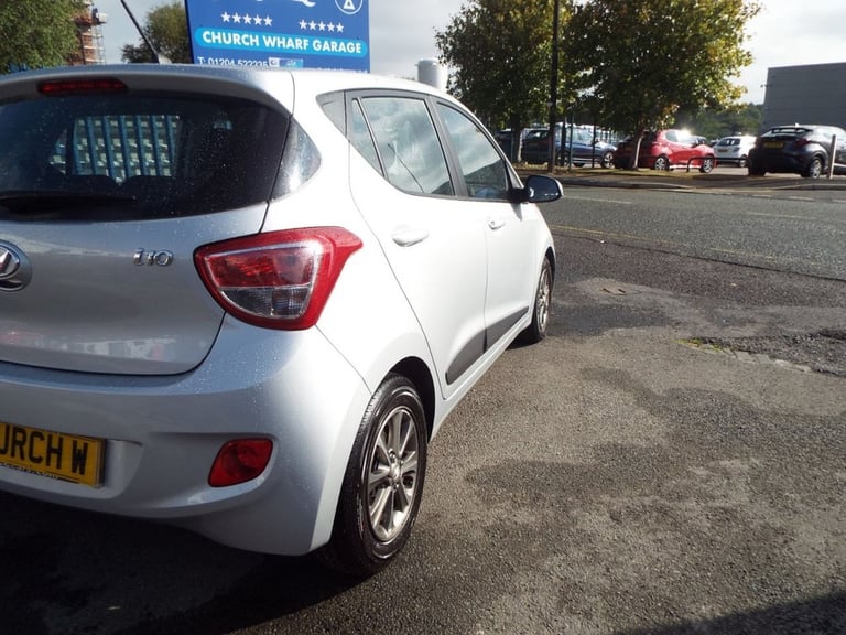 2014 Hyundai i10 1.0 Premium Hatchback 5dr Petrol Manual Euro 5 (66 ps) Hatchback Petrol Manual