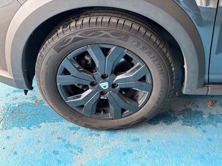 2022 72 DACIA JOGGER 1.0 TCE EXTREME SE MPV 5DR PETROL MANUAL EURO 6 (S/S) (110 