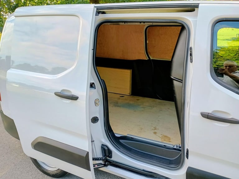 2023 Vauxhall Combo 2300 Prime 1.5 Turbo D S/S Panel Van Diesel Manual