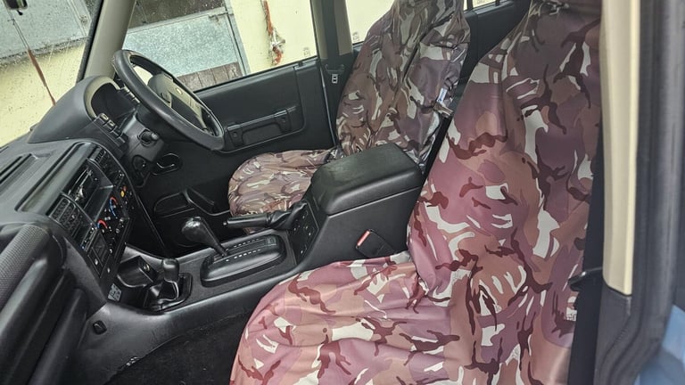 2004 Land Rover Discovery 2.5 TD5 S Station Wagon 5dr (7 Seats) ESTATE Diesel Automatic