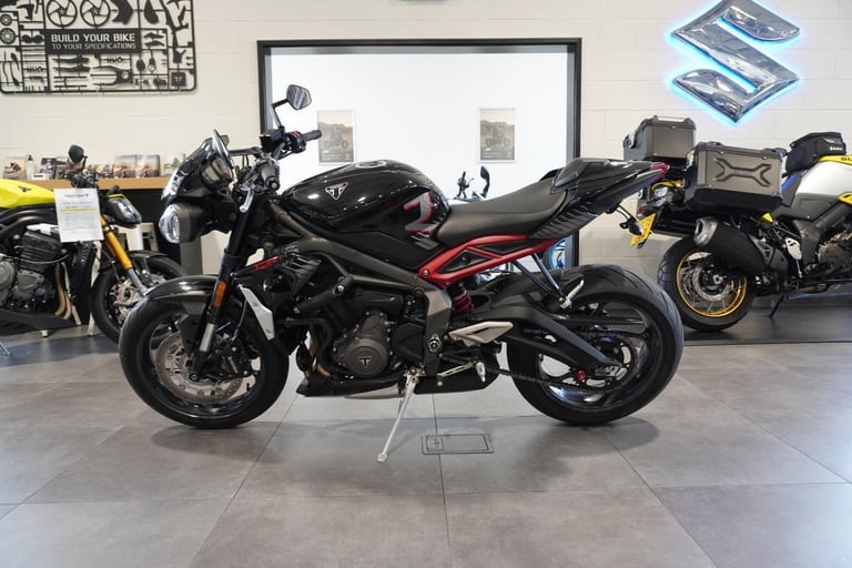Triumph Street Triple 765 R, 2021, Black with just 3360miles
