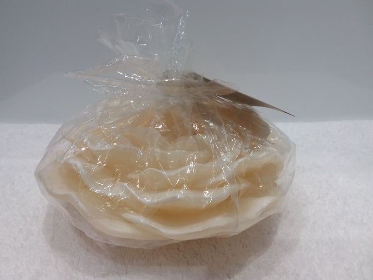 M&S Fragrance-Free Floral Candle 320g (New in Cellophane)