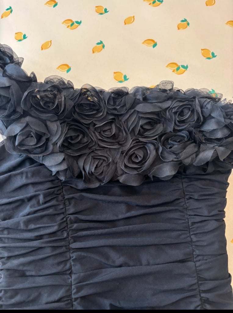 Chi chi London dress