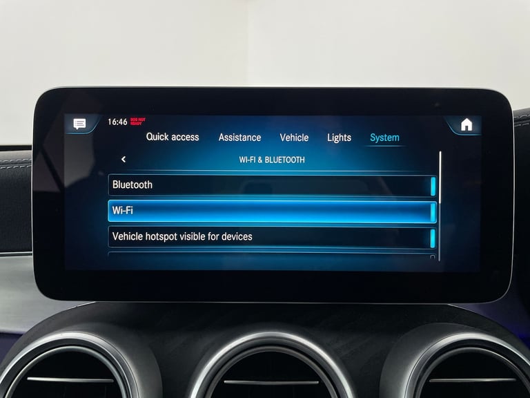 2022 Mercedes-Benz GLC 2.0 GLC300d AMG Line (Premium) SUV 5dr Diesel G-Tronic+ 4MATIC Euro 6 (s/s...