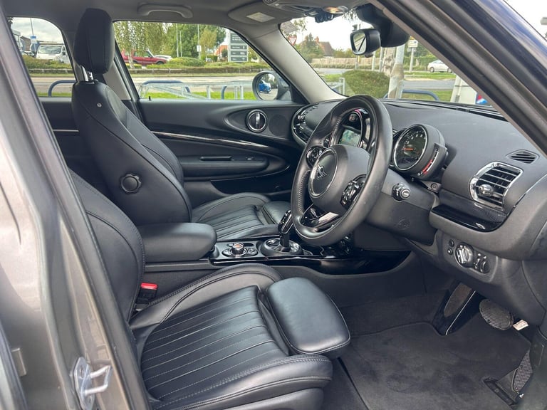 2019 MINI Clubman Clubman Cooper D Exclusive ESTATE Diesel Automatic
