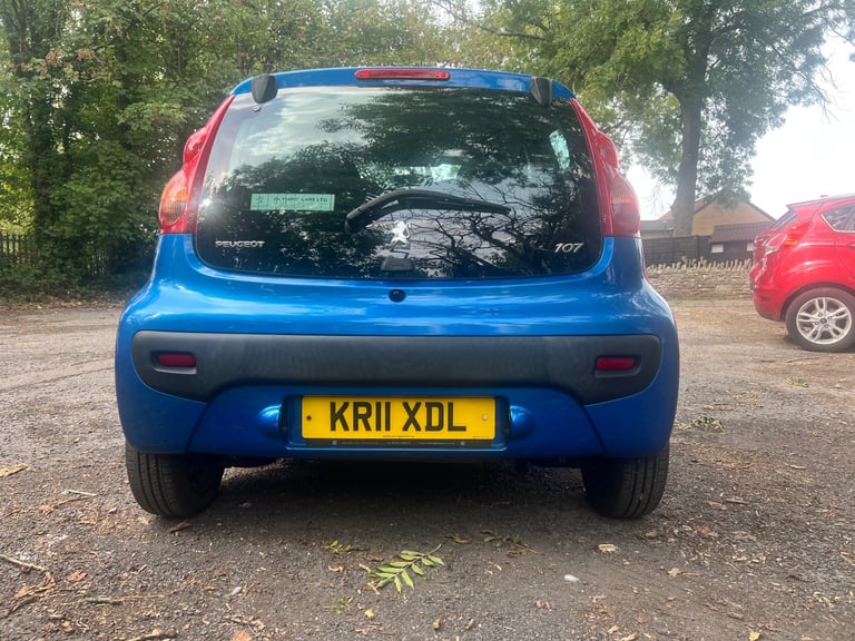 Peugeot, 107, Hatchback, 2011, Manual, 998 (cc), 5 doors