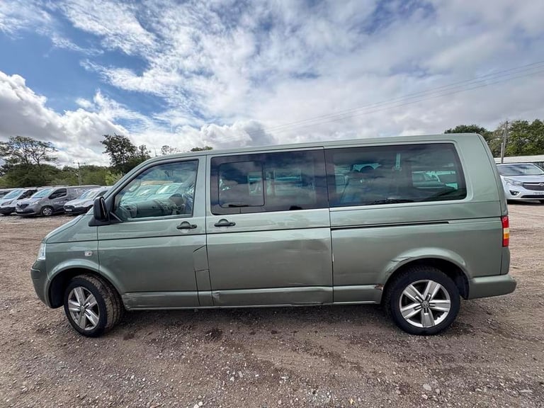 2009 Volkswagen Transporter Shuttle 2.5TDI PD 174PS SE Minibus MPV DIESEL Manual