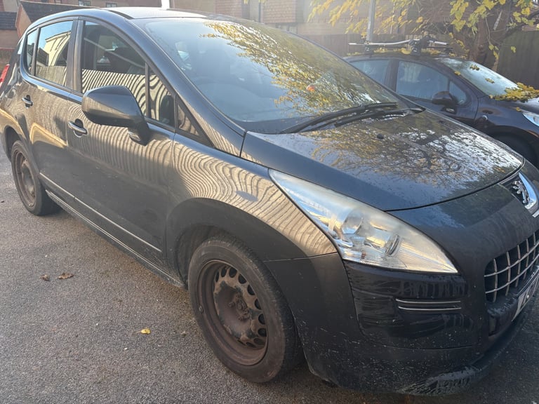 Peugeot, 3008, Hatchback, 2011, Manual, 1560 (cc), 5 doors