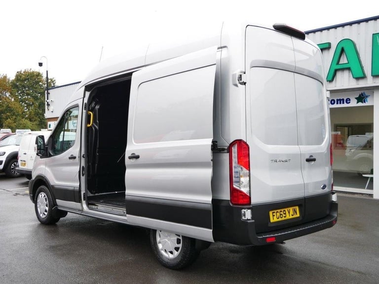 69 FORD TRANSIT 350 2.0 EBL 130 BHP MEDIUM H3 EXTRA HIGH ROOF TREND ( AIR CON )