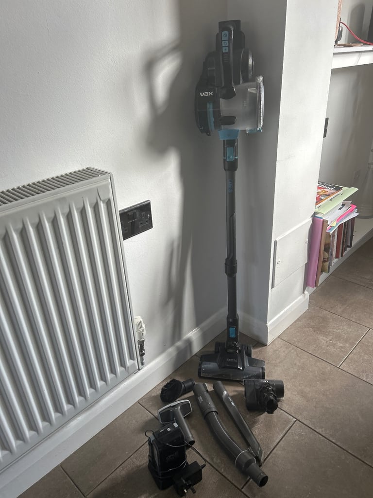 Vax carpet and hard floor vacuum cleaner 