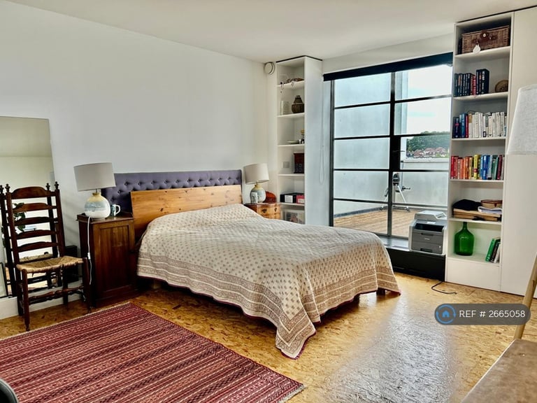 4 bedroom house in Overhill Road, London, SE22 (4 bed) (#2665058)