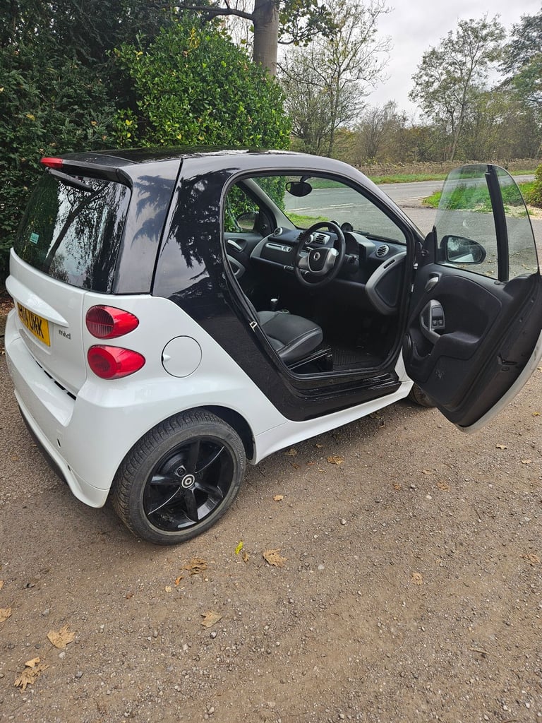 Smart, FORTWO COUPE, Coupe, 2014, Semi-Auto, 999 (cc), 2 doors