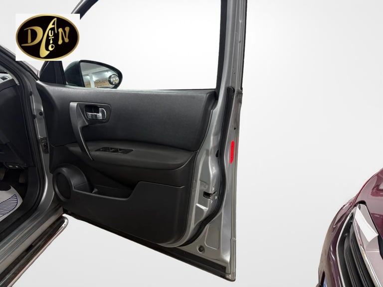 2008 Nissan Qashqai 1.6 Visia 5dr HATCHBACK Petrol Manual