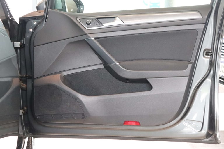 2019 Volkswagen Golf 1.6 Golf Match TDI Semi-Auto 5dr Estate Diesel Automatic