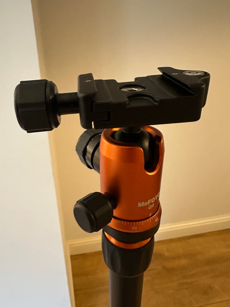 Mefoto Backpacker Travel A0350 Aluminium Tripod + Carry Bag Orange