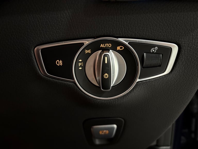 2022 Mercedes-Benz EQC EQC 400 80kWh AMG Line Auto 4MATIC 5dr ESTATE Electric Automatic