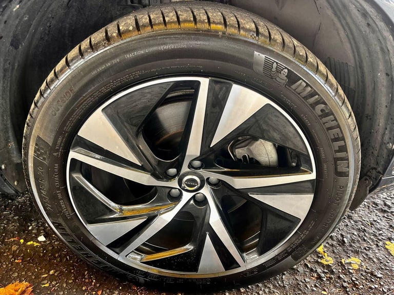 2023 Volvo XC90 2.0h T8 Recharge 18.8kWh Plus Auto 4WD Euro 6 (s/s) 5dr ESTATE Petrol/Electric Hy...