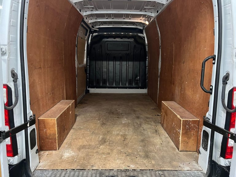 2022 Nissan Interstar 2.3 dCi 35 Tekna FWD L3 H2 Euro 6 4dr Panel Van Diesel Manual