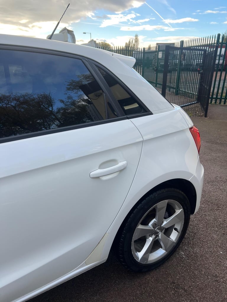 2015 Audi A1 1.6 TDI Sport Sportback Euro 6 (s/s) 5dr HATCHBACK Diesel Manual