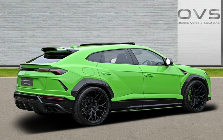LAMBORGHINI URUS [URBAN NERO] 4.0T V8 BI-TURBO PETROL AUTO 4X4 2022 [71] GREEN