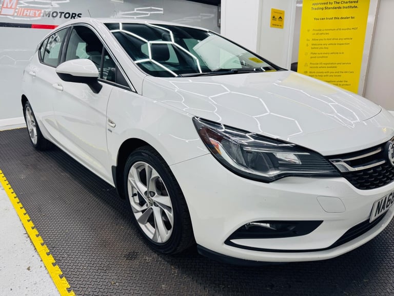 2018 Vauxhall Astra 1.6 CDTi BlueInjection SRi Euro 6 (s/s) 5dr HATCHBACK Diesel Manual