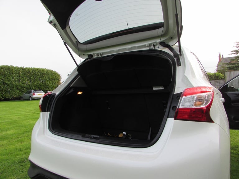 2016 Nissan Pulsar 1.5 dCi N-Tec 5dr HATCHBACK Diesel Manual