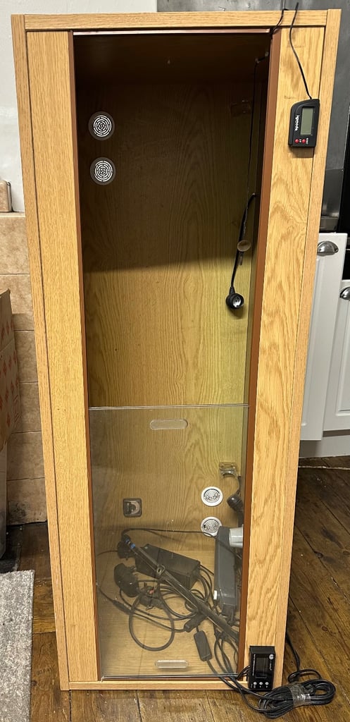 4ft reptile tank