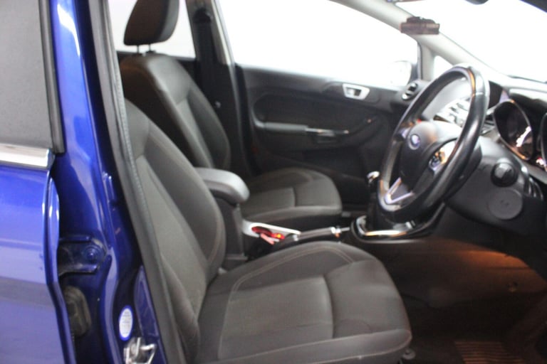 2017 Ford Fiesta 1.0T EcoBoost Titanium Euro 6 (s/s) 5dr HATCHBACK Petrol Manual