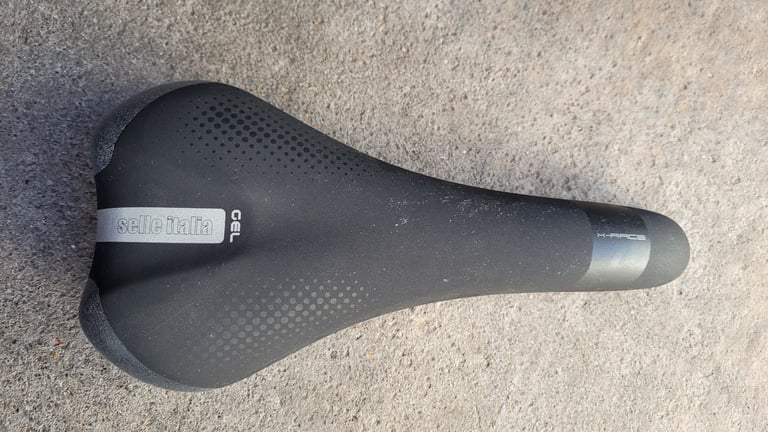 Boardman Road Team Carbon Road Bike