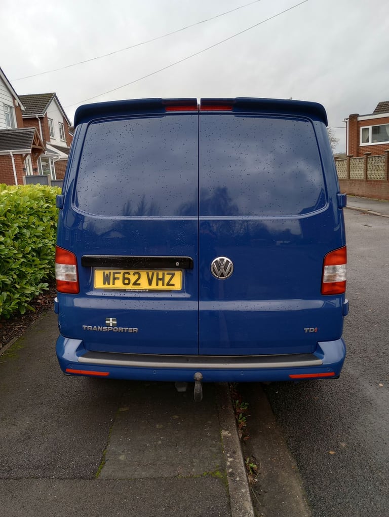 VW Transporter T5.1 LWB T30 converted Camper/weekend van