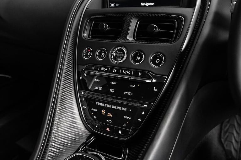 2023 Aston Martin DBS SUPERLEGGERA 770 ULTI V12 Ultimate COUPE PETROL Automatic