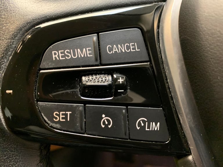 2021 BMW 5 Series 2.0 520d MHT SE Saloon 4dr Diesel Hybrid Steptronic Euro 6 (s/s) (190 ps) - Sal...