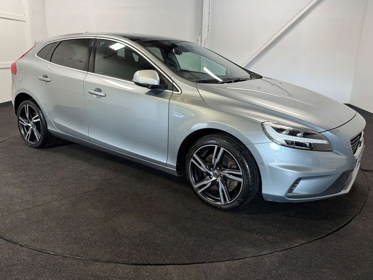 2017 Volvo V40 2.0 V40 R-Design Pro D3 Auto 5dr Hatchback Diesel Automatic