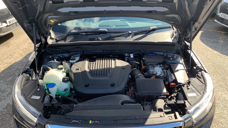 2022 Volvo XC40 1.5h T5 Recharge 10.7kWh Ultimate Bright SUV 5dr Petrol Plug-in Hybrid Auto SUV H...