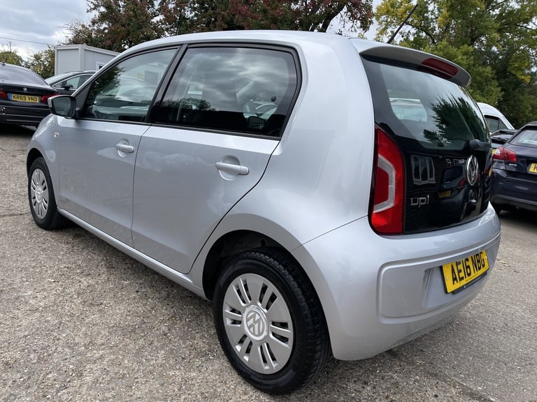 VOLKSWAGEN UP 1.0 Move up! 2016