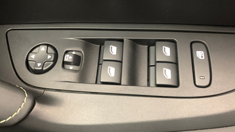 2024 Peugeot 2008 1.2 PureTech GT SUV 5dr Petrol EAT Euro 6 (s/s) (130 ps) SUV Petrol Automatic