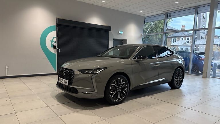 2025 DS Automobiles DS 4 1.6 E-TENSE Rivoli 5dr EAT8 HATCHBACK PETROL/ELECTRIC Automatic