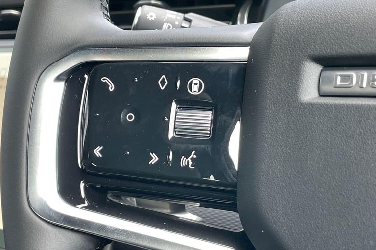 2025 Land Rover Discovery Sport 1.5 P270e 12.17kWh Dynamic SE SUV 5dr Petrol Plug-in Hybrid Auto ...