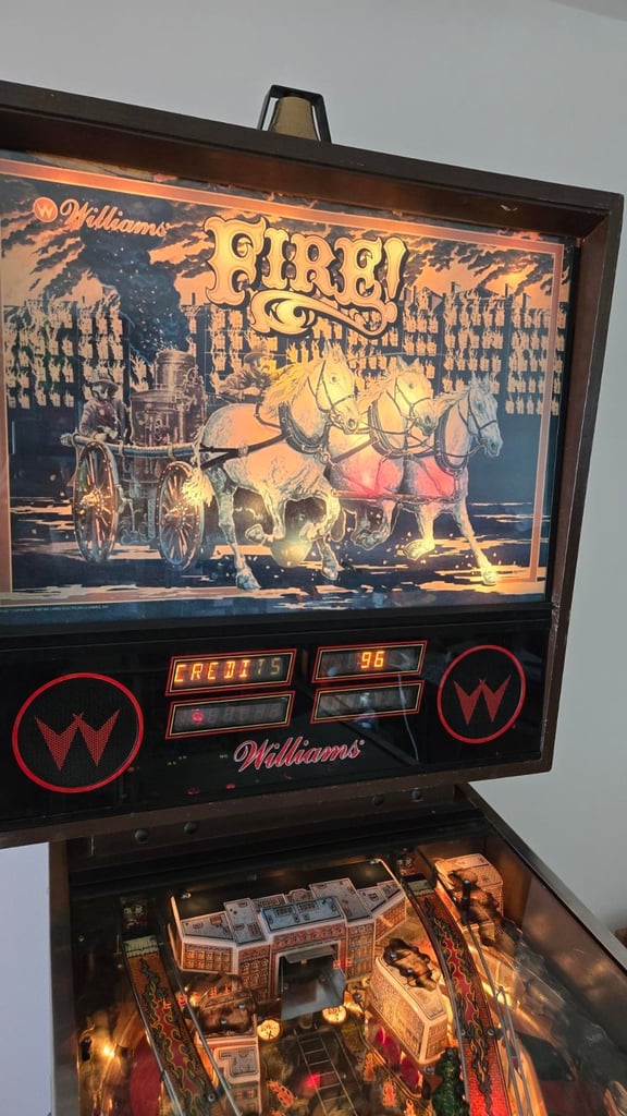 Williams Fire! Pinball Machine
