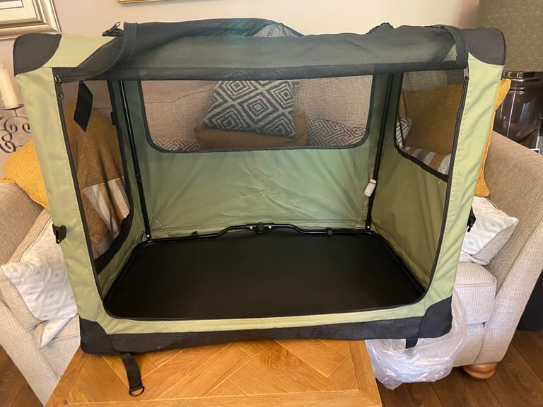 Extra Large dog pet transporter Brand New 