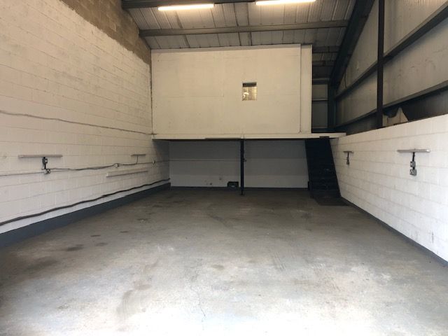 image for TO LET LIGHT INDUSTRIAL UNIT 