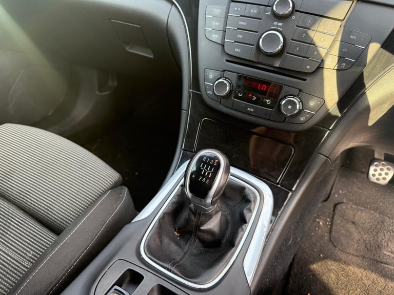 2011 Vauxhall Insignia 1.8i 16V SRi Vx-line 5dr HATCHBACK Petrol Manual