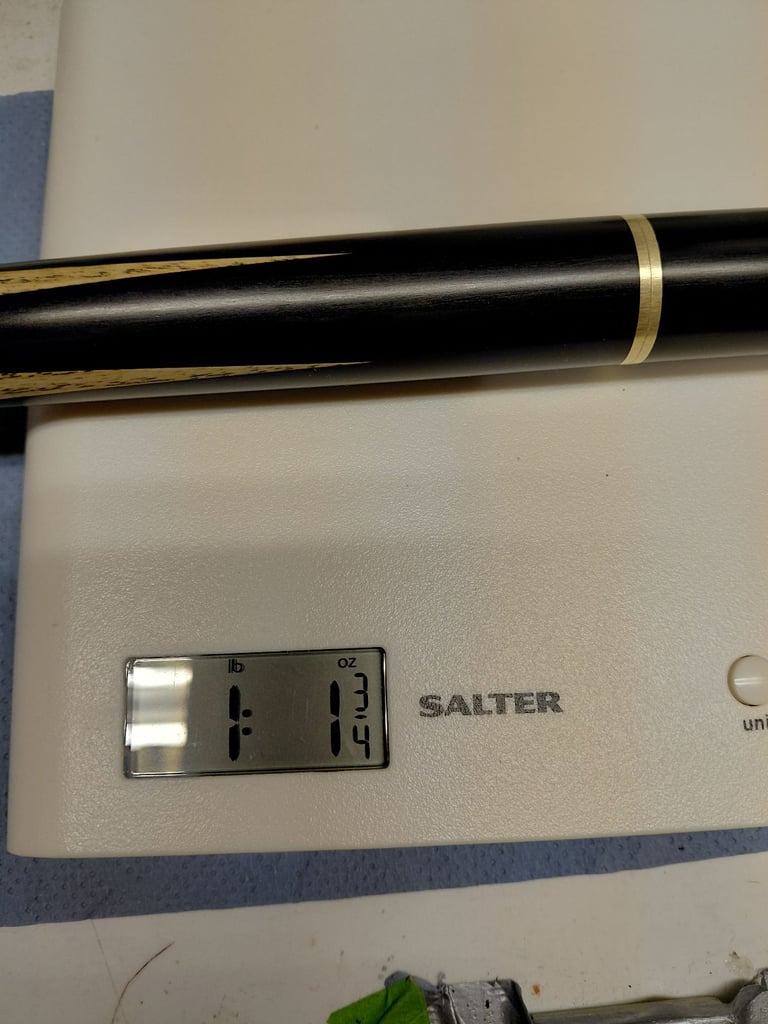 3/4 life snooker cue 