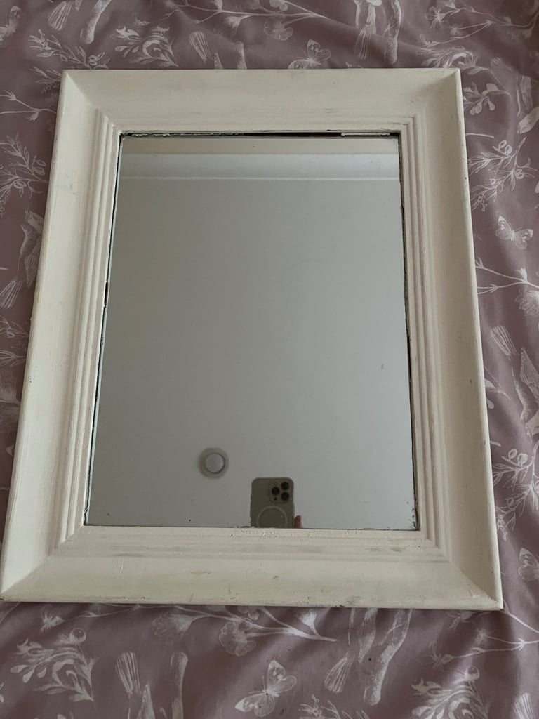 White wooden mirror