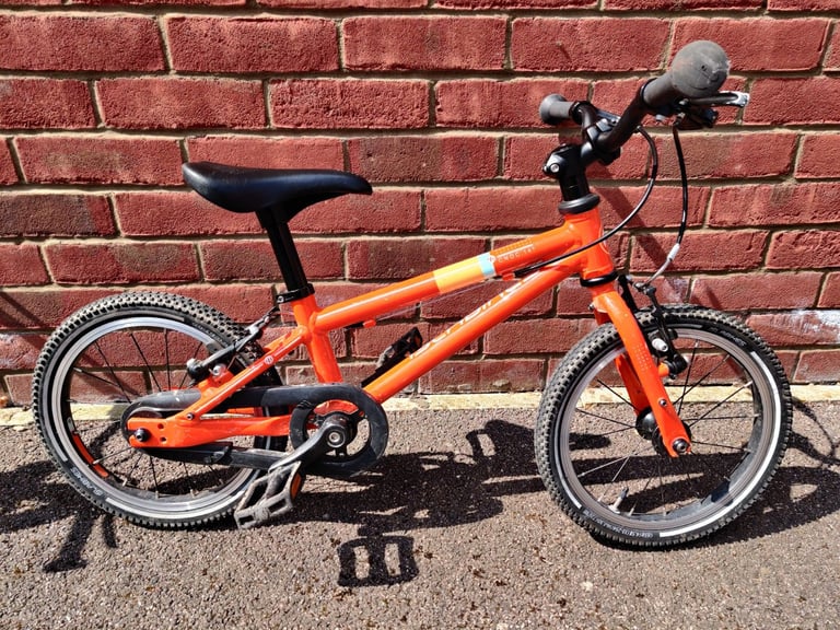 Islabikes Cnoc 14S kids bike - small frame version