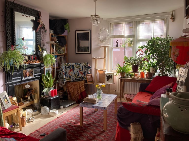 3 bed Marylebone flat for your 2 bed with private garden