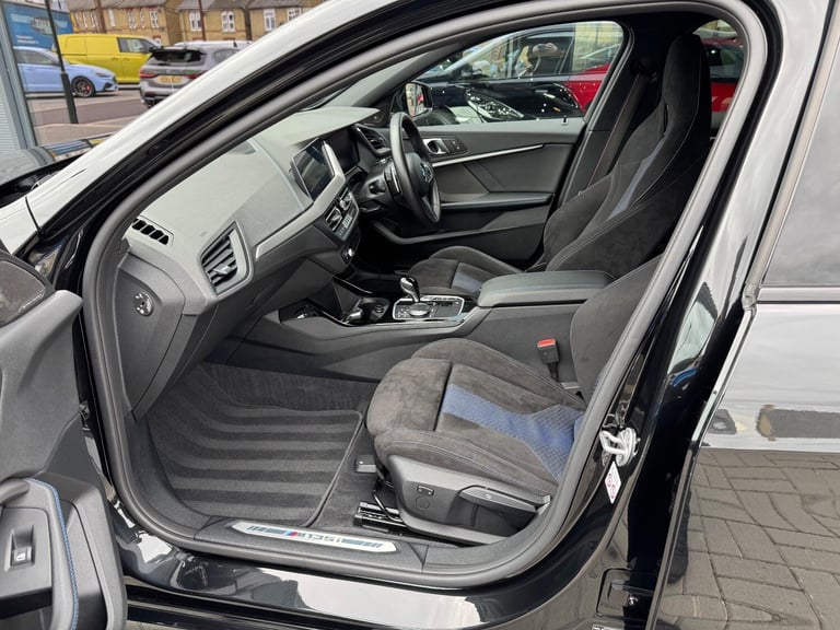 2023 BMW 1 Series M135i xDrive 5dr Step Auto HATCHBACK PETROL Automatic
