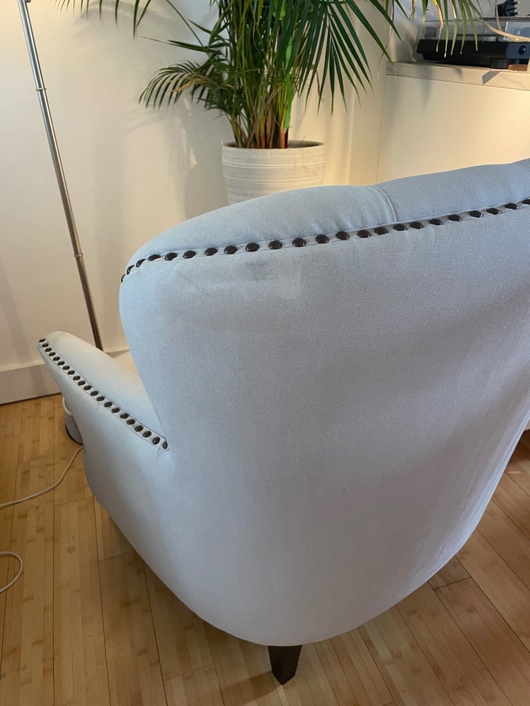 Classic Button Back Linen Armchair 